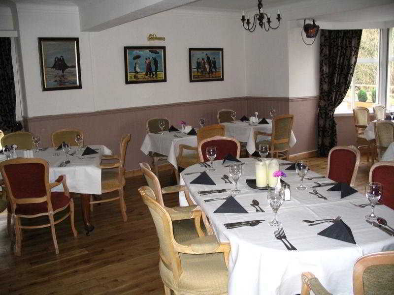 The Bein Inn Hotel & Restaurant Glenfarg Esterno foto